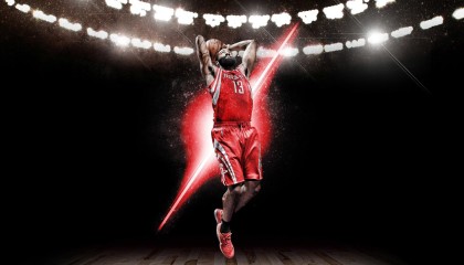 开云体育官网-穆勒的黄昏，当罗马的狼群遇见佛罗伦萨的鸢尾