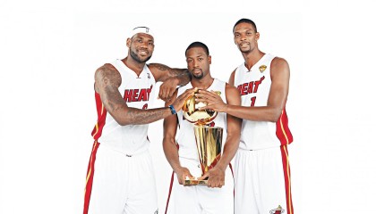 开云体育app-阿劳霍爆发撕裂防线，澳大利亚铁血防守锁死秘鲁