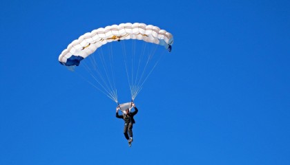 开云体育官方网站-拉文德甲争冠战化身魔术师，降维打击太阳的背后是篮球宇宙的悄然折叠
