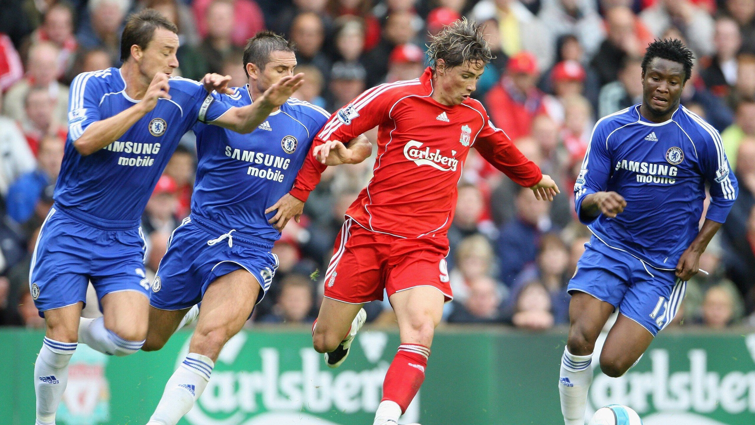 特奥的赛道与南非的草场，当两个世界的淘汰赛同时上演